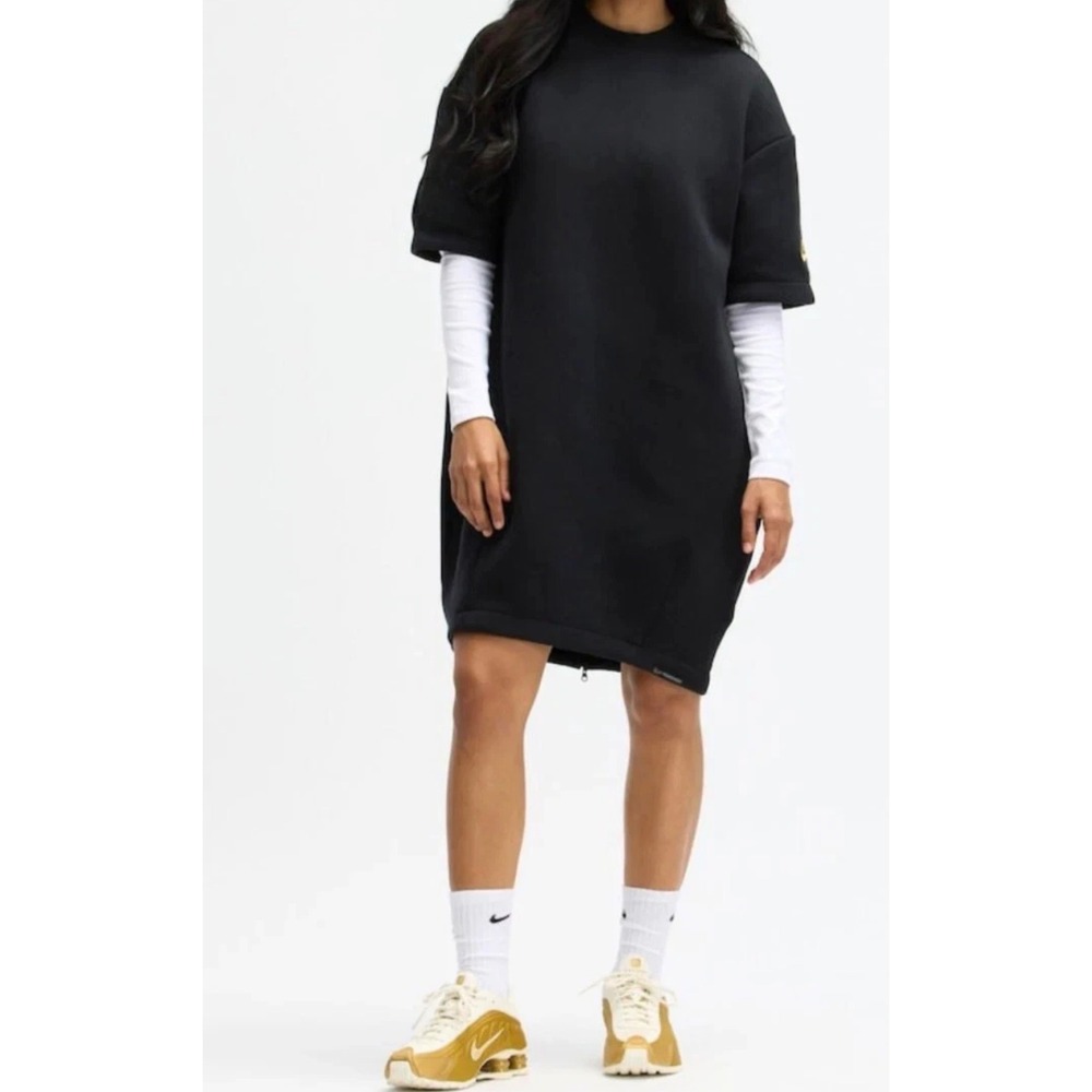 Nike Dress Women Medium Black New Sporty Tech Fleece Zip Back 23"